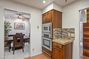 461 W Yucca Ct, Tucson, AZ 85704 - Photo 16