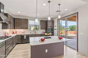 7937 S Galileo Ln, Tucson, AZ 85747 - Photo 4