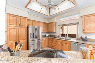 14686 N Lost Arrow Dr, Oro Valley, AZ 85755 - Photo 20