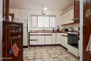 285 W Red Dog Rd, Portal, AZ 85632 - Photo 26