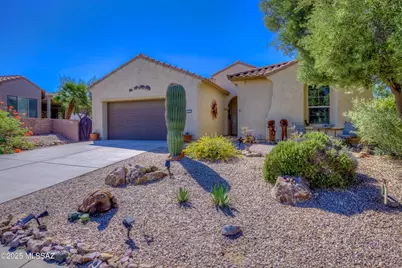 2210 E Eager Drive, Green Valley, AZ 85614 - Photo 4