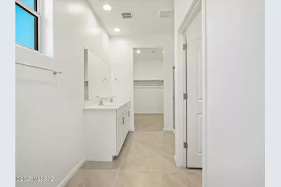6897 W Indian Clover Way, Tucson, AZ 85757 - Photo 2
