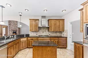 42 N Atrisco Dr, Vail, AZ 85641 - Photo 16