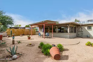 212 E La Espina, Green Valley, AZ 85614 - Photo 40