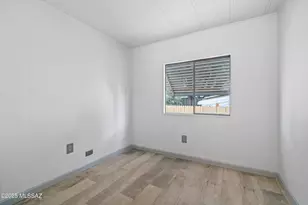 1432 W Buena Tierra Pl, Tucson, AZ 85705 - Photo 18