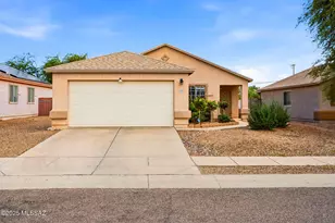 6422 E Brooks Dr, Tucson, AZ 85730 - Photo 2