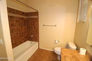 8222 N Sombrero Point Dr, Tucson, AZ 85743 - Photo 22