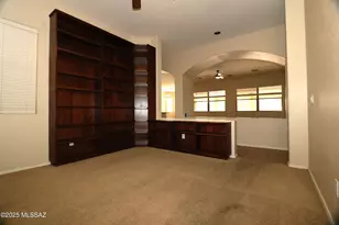 8222 N Sombrero Point Dr, Tucson, AZ 85743 - Photo 14