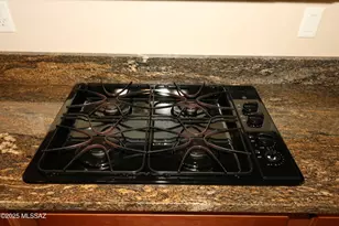 8222 N Sombrero Point Dr, Tucson, AZ 85743 - Photo 12