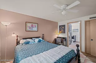 136 W Camino Alameda, Green Valley, AZ 85614 - Photo 4