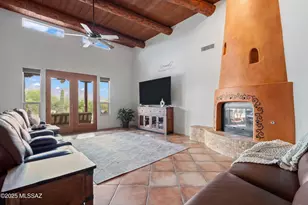 10374 N Wild Creek Dr, Oro Valley, AZ 85742 - Photo 8