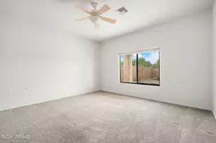 530 W Royal Troon Pl, Green Valley, AZ 85614 - Photo 18