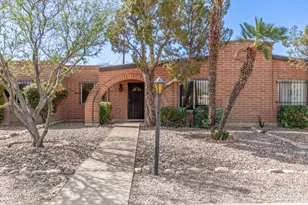 4386 E Fort Lowell Rd, Tucson, AZ 85712 - Photo 2