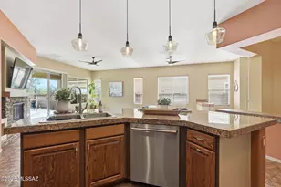 12580 N New Reflection Dr, Marana, AZ 85658 - Photo 14