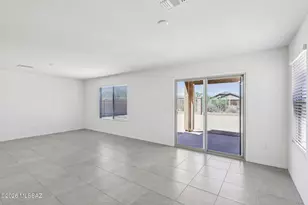 858 W Calle Alta Curva, Sahuarita, AZ 85629 - Photo 4