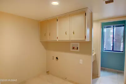 460 S Colonia Avenue, Tucson, AZ 85711 - Photo 8