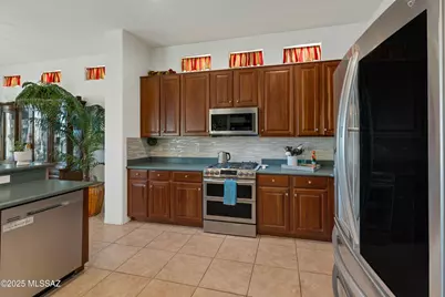 1798 S Sunlit Sand Place, Tucson, AZ 85748 - Photo 6
