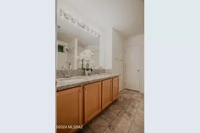 7871 W Sacramento Hill Drive, Tucson, AZ 85743 - Photo 30