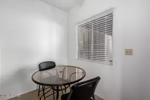 1810 E Blacklidge Dr, Tucson, AZ 85719 - Photo 6