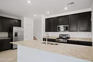 656 W Calle El Teclado, Sahuarita, AZ 85629 - Photo 2