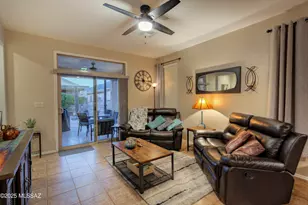 512 W Bazille Way, Green Valley, AZ 85614 - Photo 6