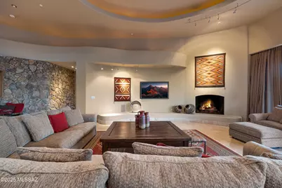 1222 W Tortolita Mountain Circle, Oro Valley, AZ 85755 - Photo 4