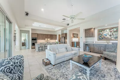 2230 E Thunder Bluff Drive, Green Valley, AZ 85614 - Photo 6