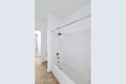 6623 E Via Jardin Verde, Tucson, AZ 85756 - Photo 24
