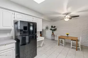 1440 S Perlman Ave, Tucson, AZ 85710 - Photo 12