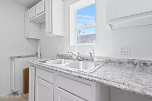 419 E Yavapai Rd, Tucson, AZ 85705 - Photo 6