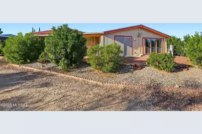 155 W Pinon Drive, Green Valley, AZ 85614 - Photo 2