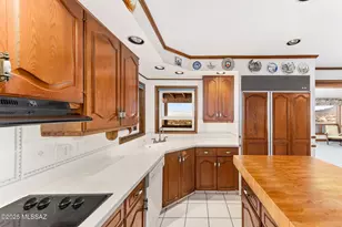 4750 W Crestview Circle W, Tucson, AZ 85745 - Photo 18