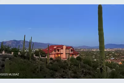 4750 W Crestview Circle W, Tucson, AZ 85745 - Photo 2