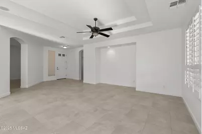 700 N Pebbles Ridge Drive, Green Valley, AZ 85614 - Photo 12