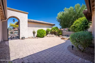 700 N Pebbles Ridge Drive, Green Valley, AZ 85614 - Photo 38