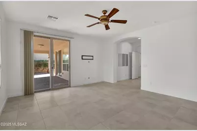 700 N Pebbles Ridge Drive, Green Valley, AZ 85614 - Photo 32