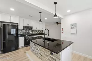 1141 N Paseo Del Cervato, Green Valley, AZ 85614 - Photo 12