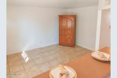 455 W Kelso Street #APT 103, Tucson, AZ 85705 - Photo 2