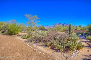 1714 W Dalehaven Cir, Tucson, AZ 85704 - Photo 2