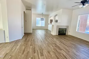 7504 W Cosmic Sky Dr, Tucson, AZ 85743 - Photo 4