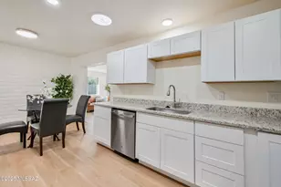 2160 W Ironwood Ridge Dr, Tucson, AZ 85745 - Photo 10