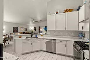 3264 S Thunder Chorus Rd, Tucson, AZ 85713 - Photo 18