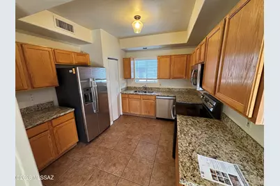 1415 E Lester Street #2, Tucson, AZ 85719 - Photo 6