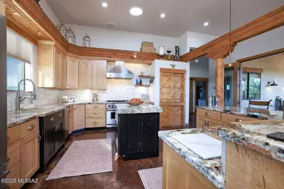 401 N Bully Hill Court, Oracle, AZ 85623 - Photo 20