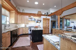 401 N Bully Hill Ct, Oracle, AZ 85623 - Photo 20