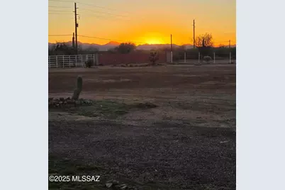 13570 W Manville Road, Tucson, AZ 85743 - Photo 36
