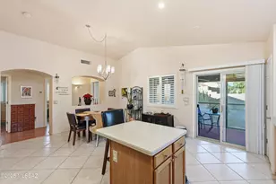 2363 E Wide View Ct, Oro Valley, AZ 85755 - Photo 12