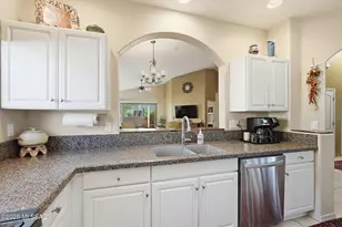 603 W Mickelson Ln, Green Valley, AZ 85614 - Photo 10