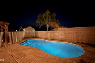 8807 E Mountain Spring Dr, Tucson, AZ 85747 - Photo 2