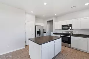 33728 S Colony Dr, Red Rock, AZ 85145 - Photo 14